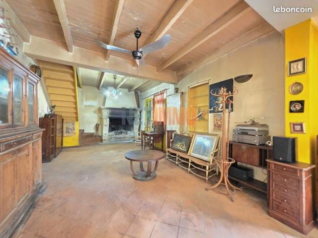 Maison vente à Nîmes, Le Cailar