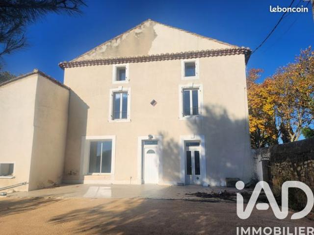 Maison vente à Nîmes, Castillon-du-gard