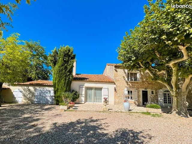 Maison vente à Arles, Tarascon