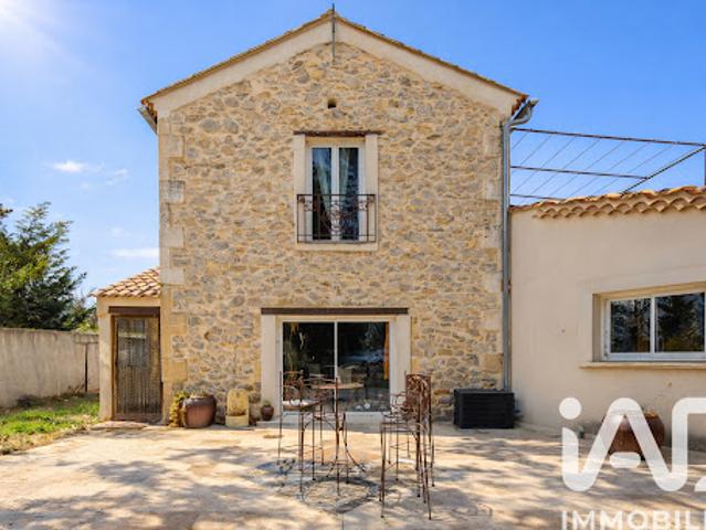Ferme vente à Arles