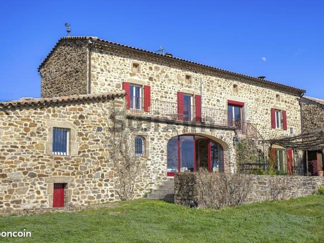 Maison vente à Évreux, Portes