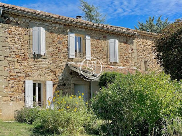 Ferme vente à Nîmes, Uzès