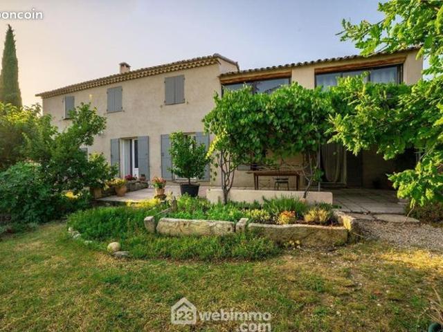 Maison vente à Carpentras, Bédoin