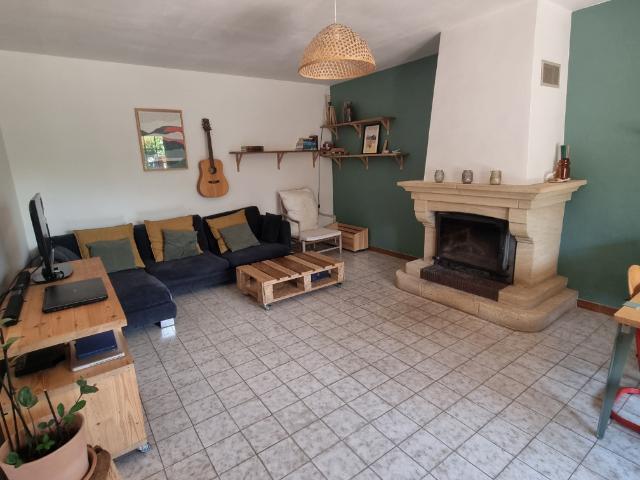 Ferme vente à Arles