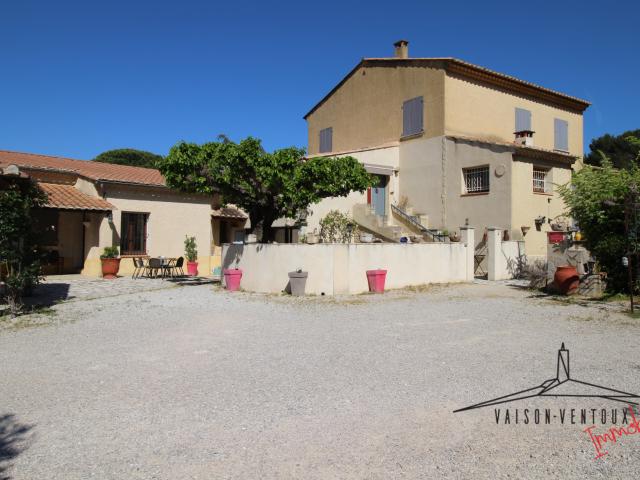 Maison vente à Le Bourjassot, Sablet