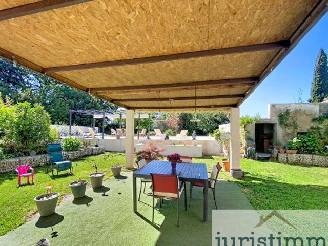 Maison vente à Carpentras, Provence-Alpes-Côte d'Azur
