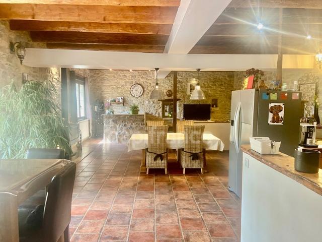 Maison vente à Nîmes, Moulézan