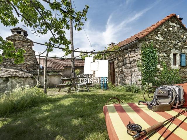 Ferme vente à Alès, Ponteils-et-brésis