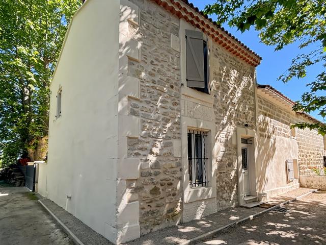 Maison vente à Arles, La Salle Les Alpes
