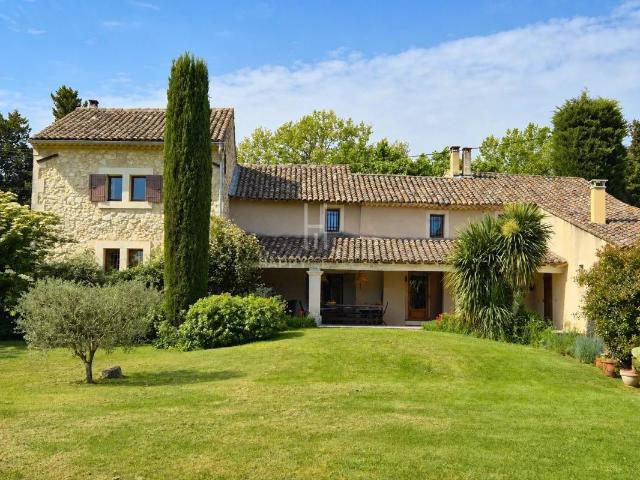 Ferme vente à Arles, Plan-d'orgon