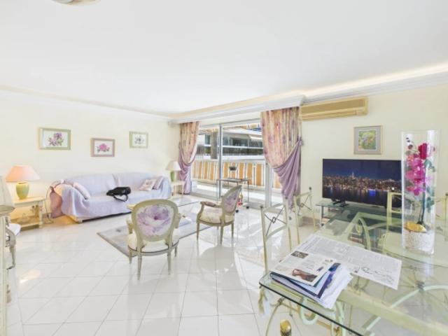 Appartement vente à Grasse, Antibes