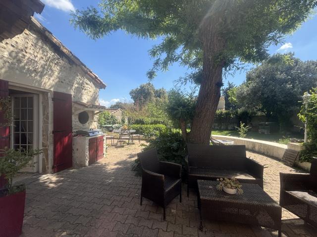 Maison vente à Nîmes, Bellegarde