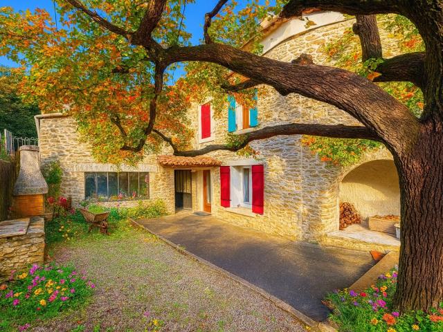 Ferme vente à Carpentras, Entrechaux