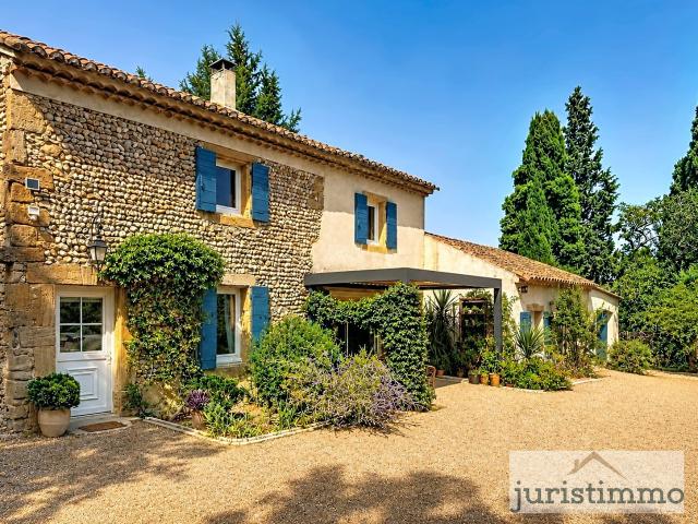 Maison vente à Carpentras, Travaillan