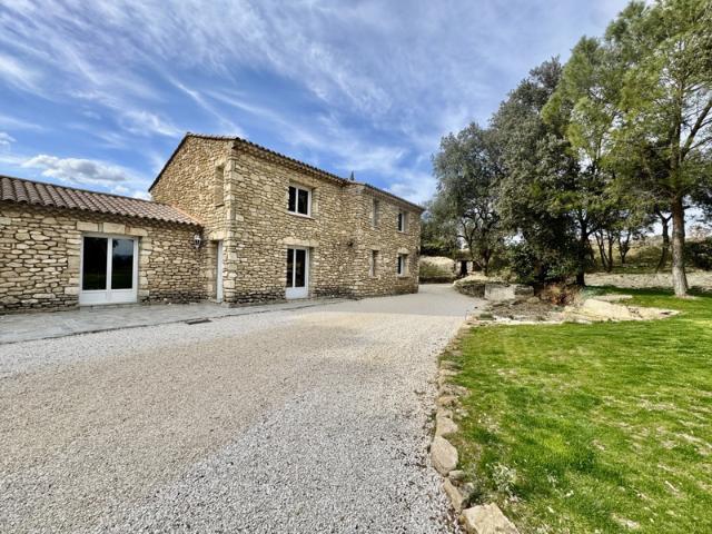 Maison vente à La Baume-de-transit