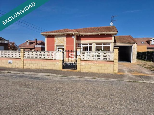 Chalet en venta en Villamañán, Castilla y León