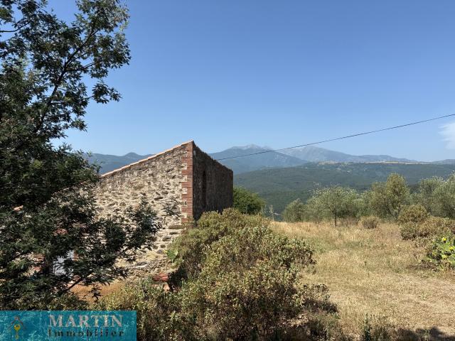 Ferme vente à Céret, Calmeilles