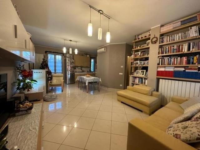 Villa Indipendente in vendita a Unione Comuni Basiano Masate, Masate