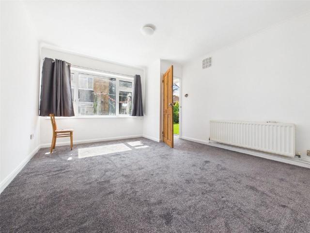 Apartment for rent in Yeading, Greater London
