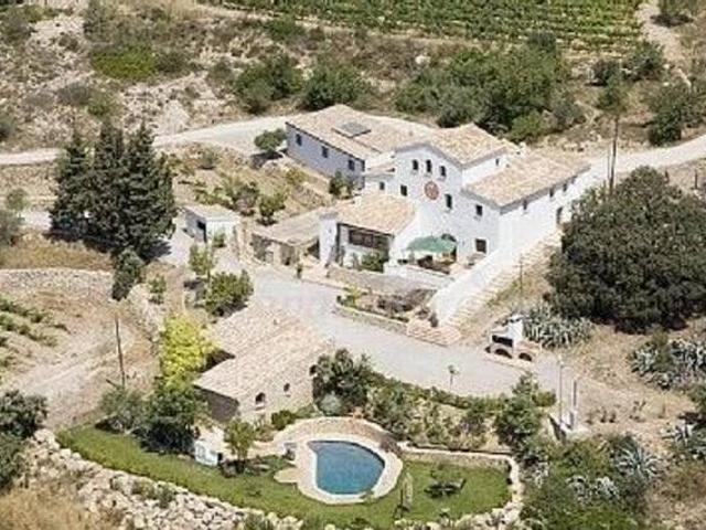Casa en alquiler en Canyelles