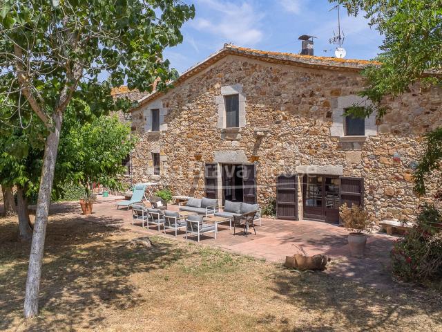 Casa Rural en venta en Xalets d'en Pijoan, Gironès