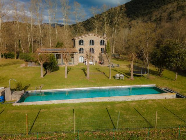 Casa en venta en Sant Joan Les Fonts, la Canya