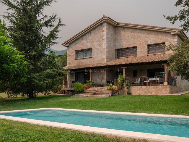 Casa Rural en venta en La Adrada