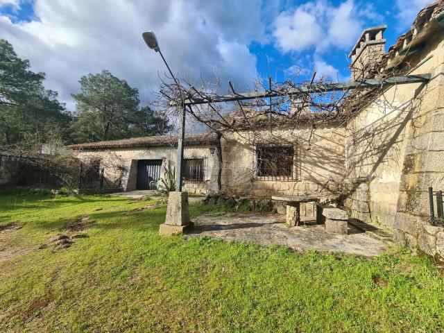 Casa Rural en venta en La Adrada