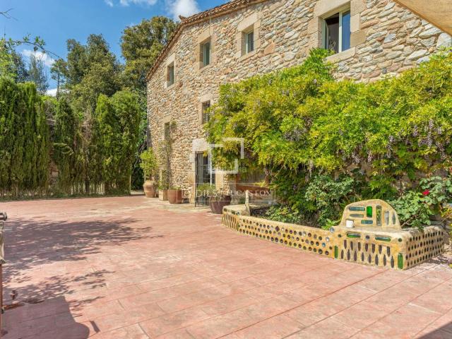 Casa Rural en venta en Trullàs, Gironès