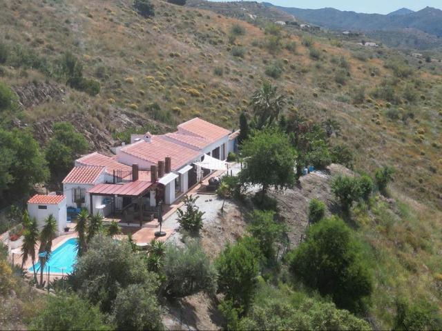 Casa Rural en venta en Canillas De Aceituno