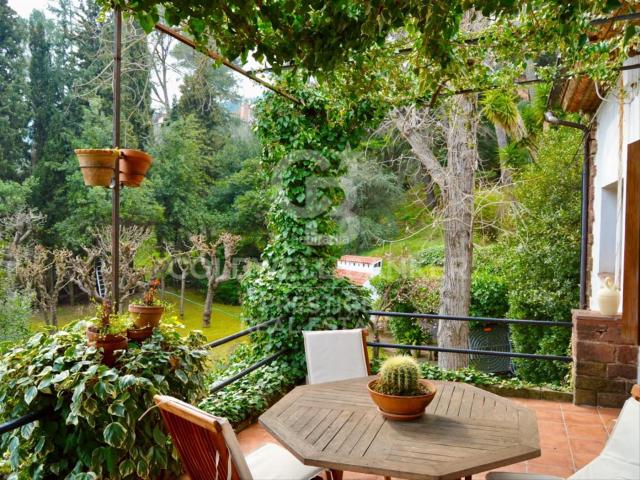 Casa Rural en venta en Castellví De Rosanes, el Taió
