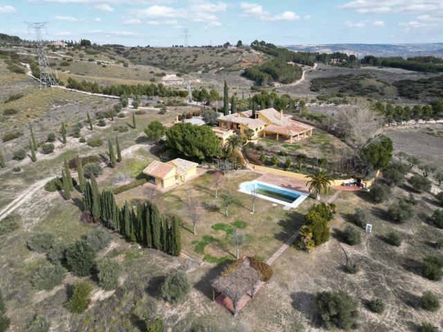 Casa Rural en venta en Colmenar De Oreja, Madrid