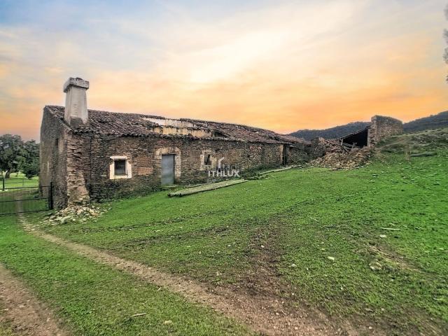 Casa Rural en venta en La Codosera, Badajoz
