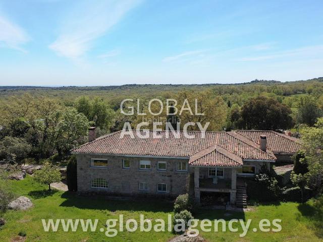 Casa Rural en venta en El Escorial, Madrid
