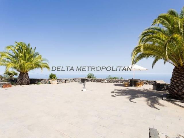 Casa Rural en venta en Los Cuervos, Granadilla de Abona