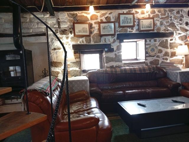 Casa Rural en venta en Higuera De Las Dueñas, Castilla y León