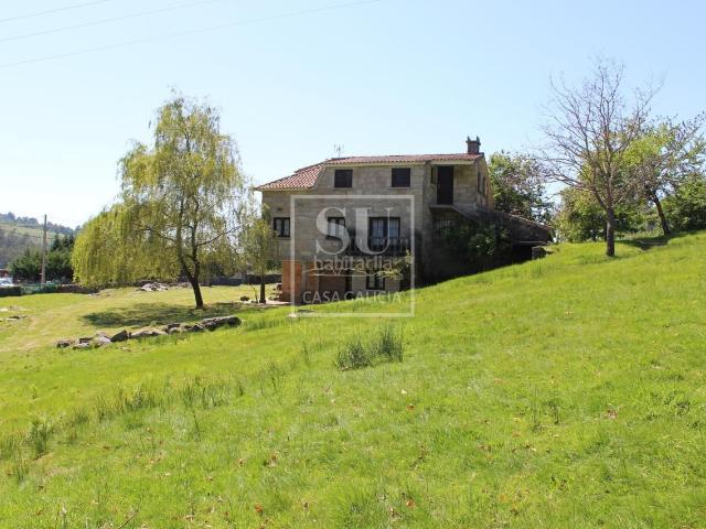 Casa Rural en venta en Arbo, A Paradanta