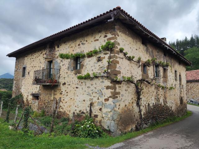 Casa Rural en venta en Larrazabal-Gardea, Aiara