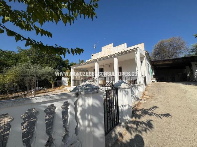 Casa Rural en venta en Zona 2 (Centro y San Francisco), Lucena