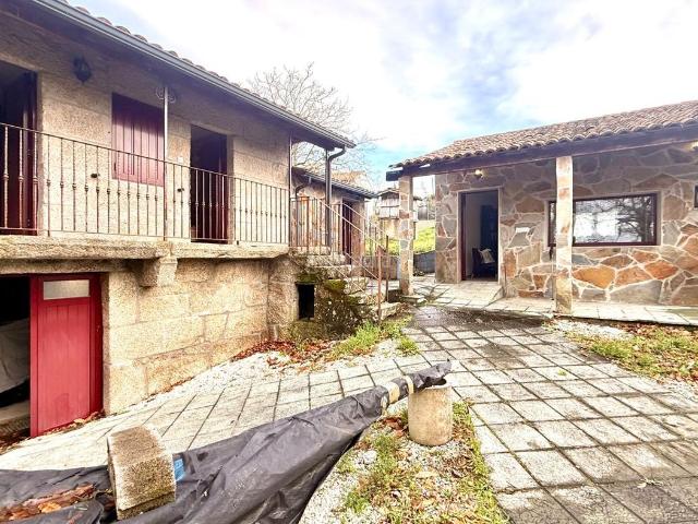 Casa Rural en venta en A Merca, Terra da Celanova