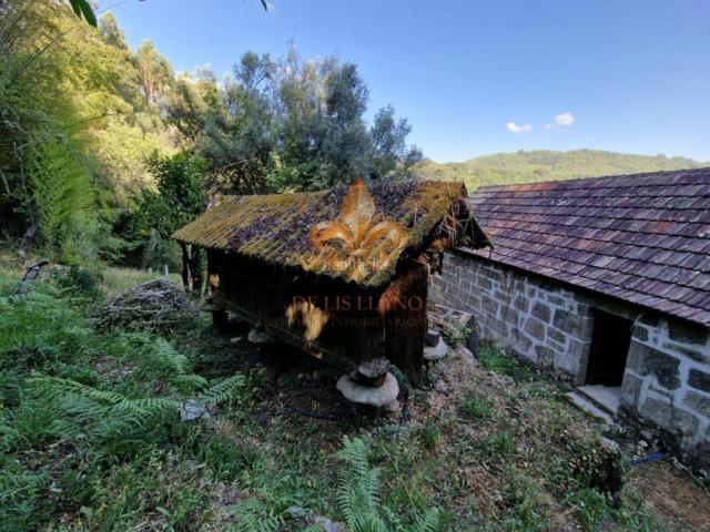 Casa Rural en venta en Merouces, Mondariz