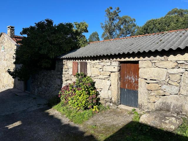 Casa Rural en venta en Merouces, Mondariz