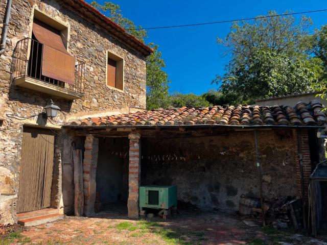 Casa Rural en venta en Montagut I Oix, Montagut