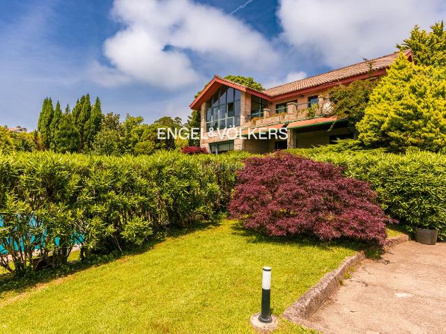 Casa Rural en venta en A Angustia, Vigo