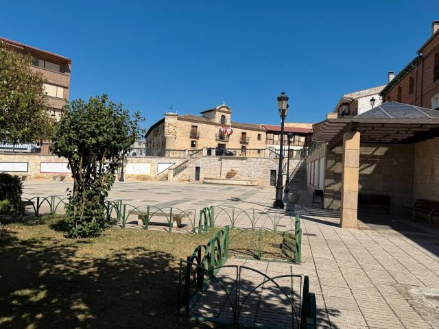 Casa Rural en venta en Osorno La Mayor, Castilla y León