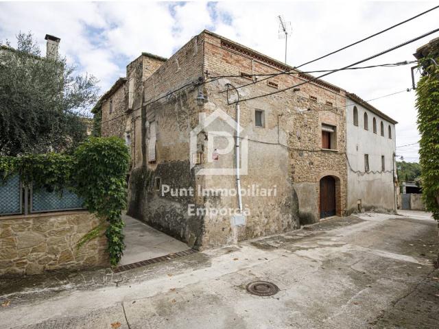 Casa Rural en venta en Palau, Palau De Santa Eulàlia