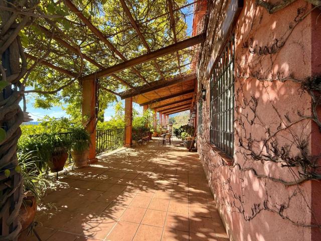 Casa Rural en venta en Piedralaves, Castilla y León