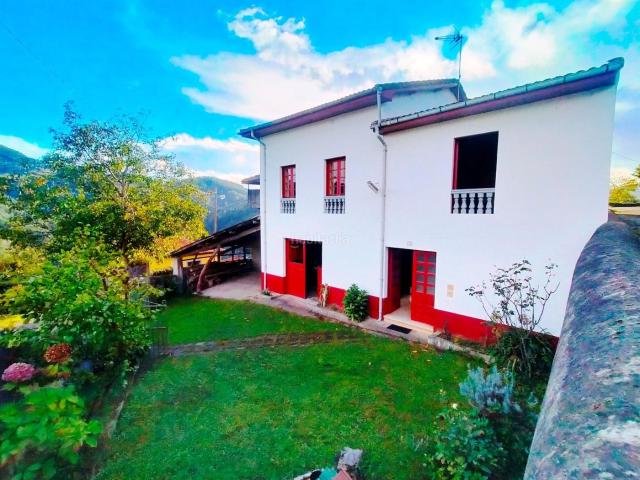 Casa Rural en venta en Praúa, Pravia