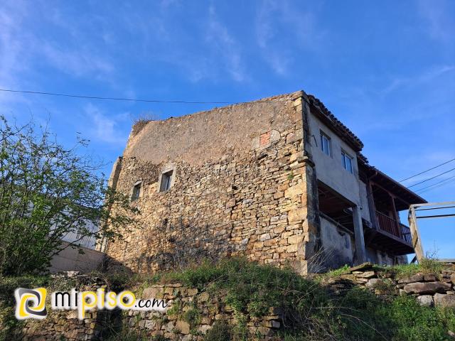 Casa Rural en venta en La Riba, Rasines