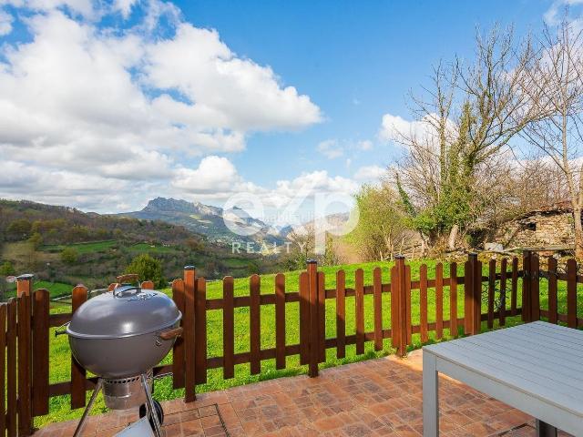 Casa Rural en venta en Riosa, Asturias
